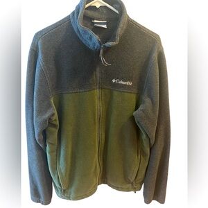 Dark Olive Green and Gray Performance Jacket Full-Zip Fleece by Columbia. Size=M